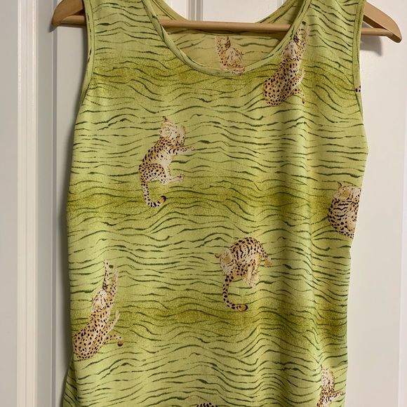 Women’s Blouse - Picture 2 of 5